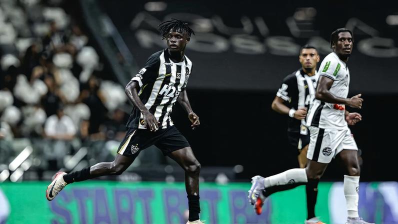 Cissé, do Atlético, fecha com agência esportiva e tem trajetória destacada