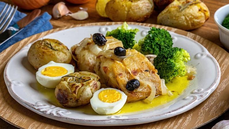Bacalhau com batata ao murro
