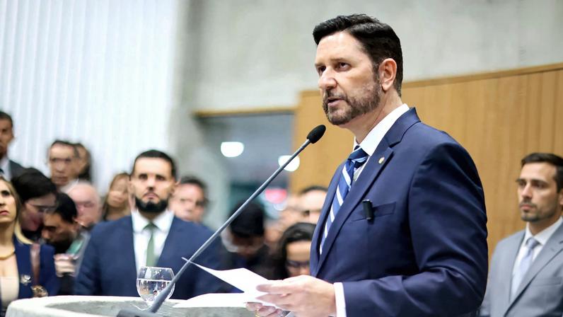 Presidente confirma edital do concurso Alece em maio com oferta de 200 vagas