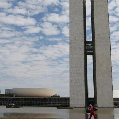 Poderes perdem confiança e capacidade de acordo, aponta Dharma Politics