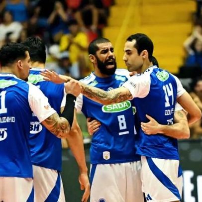 Cruzeiro vence Praia Clube em sets diretos e vai à final da Copa Brasil de vôlei