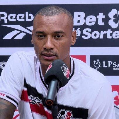 Novo zagueiro do Santa Cruz relembra passagem pelo Iraque