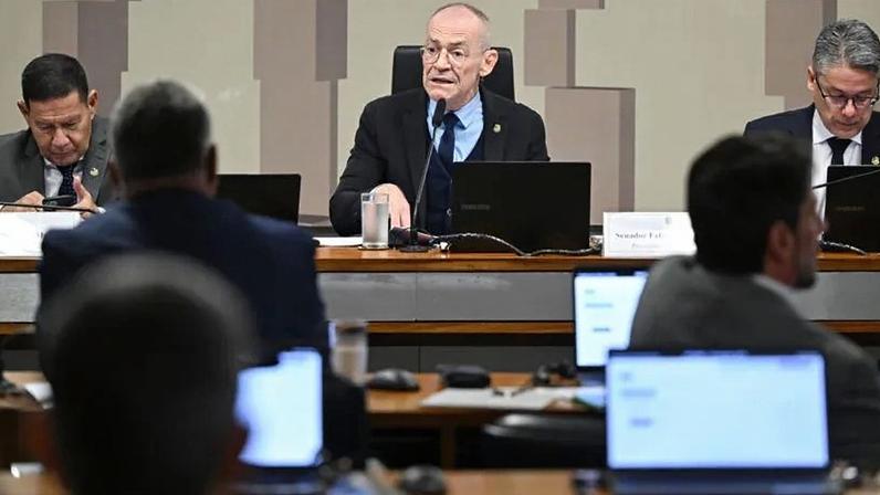 CPI do Crime ouve jornalista e funcionário do BC afastado