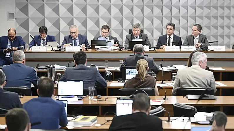 Sessão da CPMI do INSS no ano passado