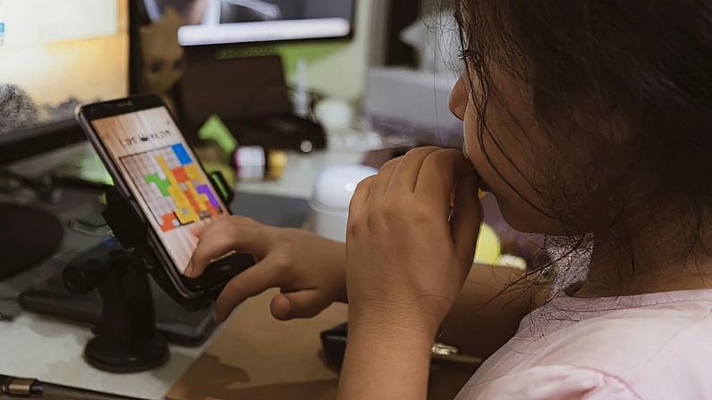 Como a internet é uma terra de 1.000 espelhos, onde os conteúdos se reproduzem à razão dos milhares por segundo, a retirada pode ser inócua