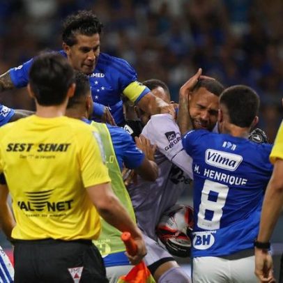 Julgamento de jogadores envolvidos na briga entre Cruzeiro e Atlético é cancelado