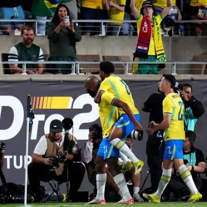 Igor Thiago, criado no Cruzeiro, marca seu primeiro gol pela seleção brasileira