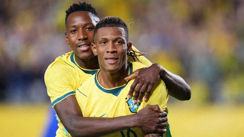 Brasil vence a Croácia no último amistoso antes da convocação para a Copa