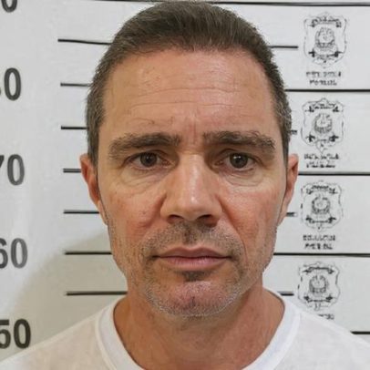 Vorcaro aparece com cabelo raspado em fotos do sistema prisional de SP