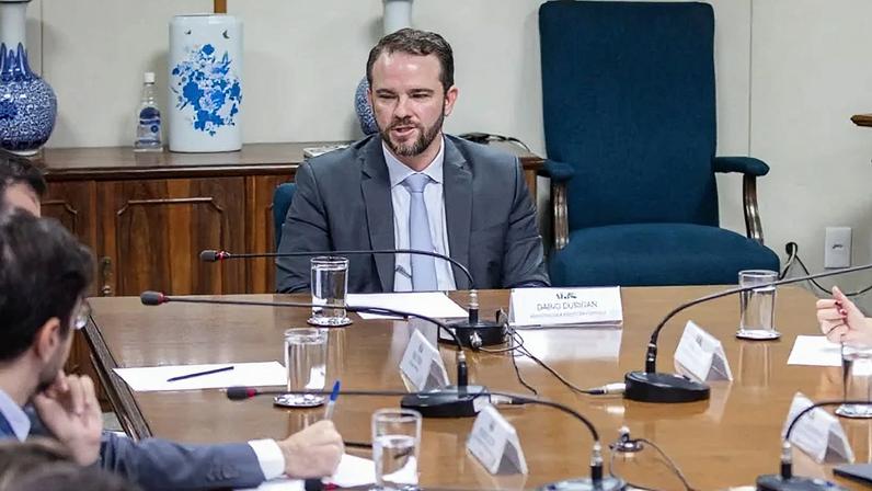 Lula realiza 1ª reunião com Durigan no ministério