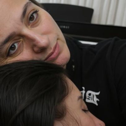 Lauana Prado e Tati Dias falam de conforto: dormir no peito a acalma