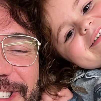 Eliezer vê semelhança com a filha Lua: é a minha cara