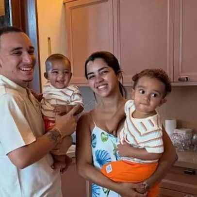João Gomes tem casa nova e se declara à esposa e aos filhos