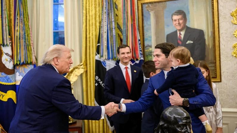 Banco de desenvolvimento dos EUA fica sem supervisão após demissão de fiscalizador