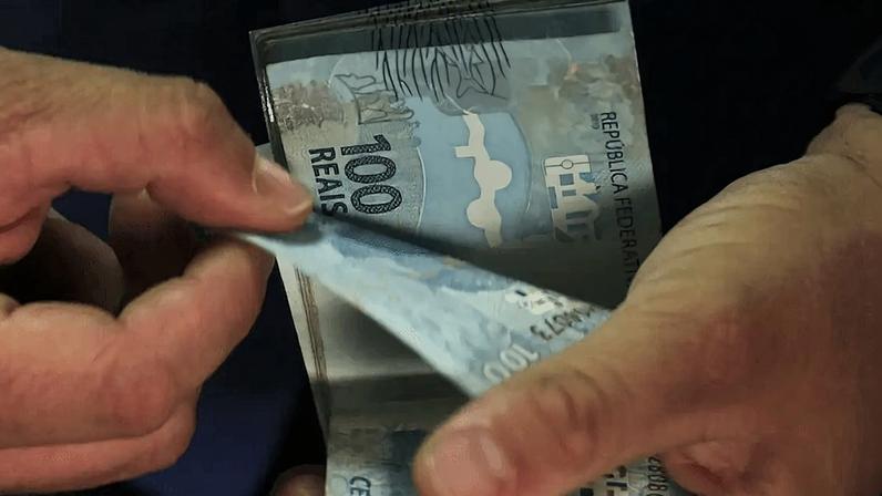 Na imagem, cédulas de R$ 100 | Divulgação/José Cruz/Agência Brasil