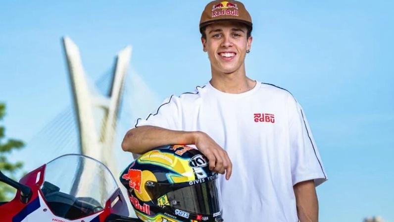 Diogo Moreira, de 21 anos, piloto brasileiro da LCR Honda