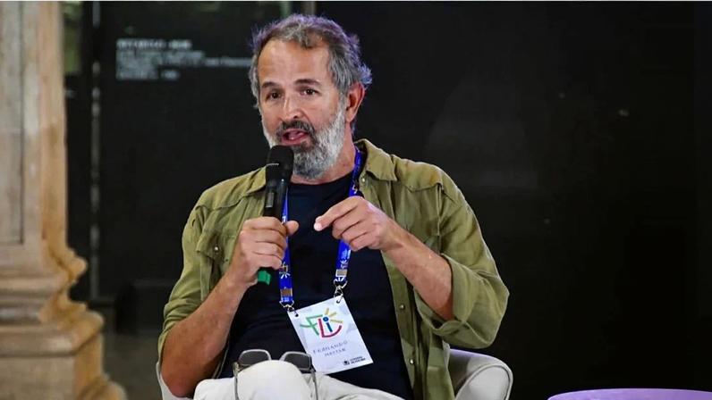 Diretor do Canal Livre deixa a Band após anos na emissora