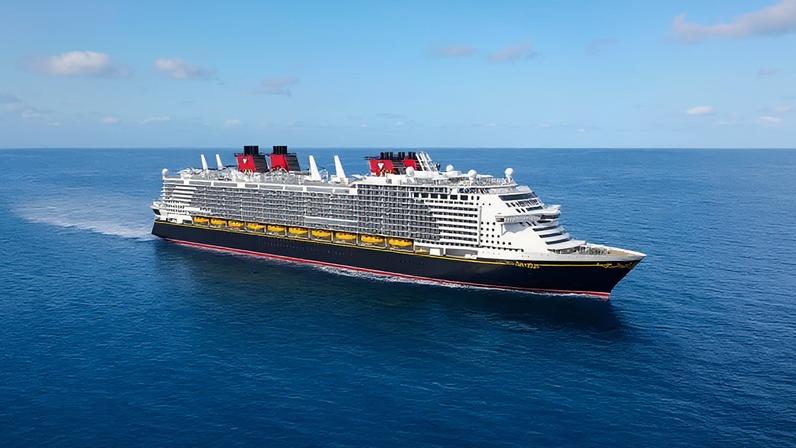 Diferentemente dos outros navios da Disney, que são totalmente projetados e construídos pela empresa, o Disney Adventure já estava parcialmente construído