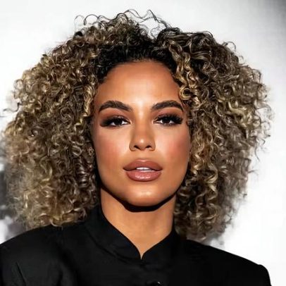 DJ Bruna Strait comenta estreia no Lollapalooza e sensação de surreal