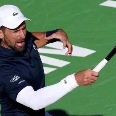 Djokovic avança após começo lento e mal-estar