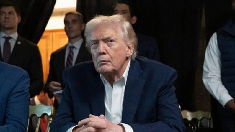 A construção começou depois que Trump (foto) ordenou, em outubro de 2025, a demolição de uma ala da Casa Branca para dar lugar ao novo salão de baile | Casa Branca - 3.jan.2026