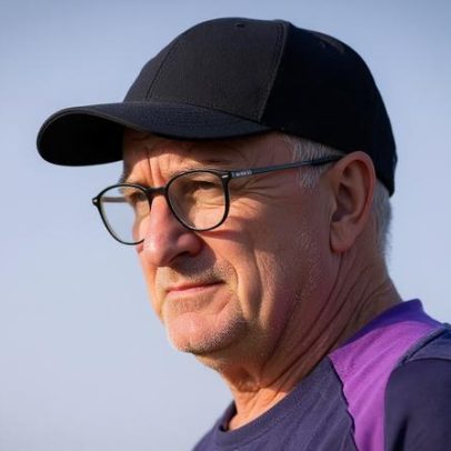 Dorival lamenta empate do Corinthians e comenta caminho de casa