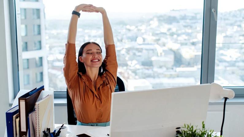 Práticas simples ajudam a evitar dores nas costas no trabalho