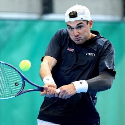 Draper relata exaustão extrema e dor debilitante