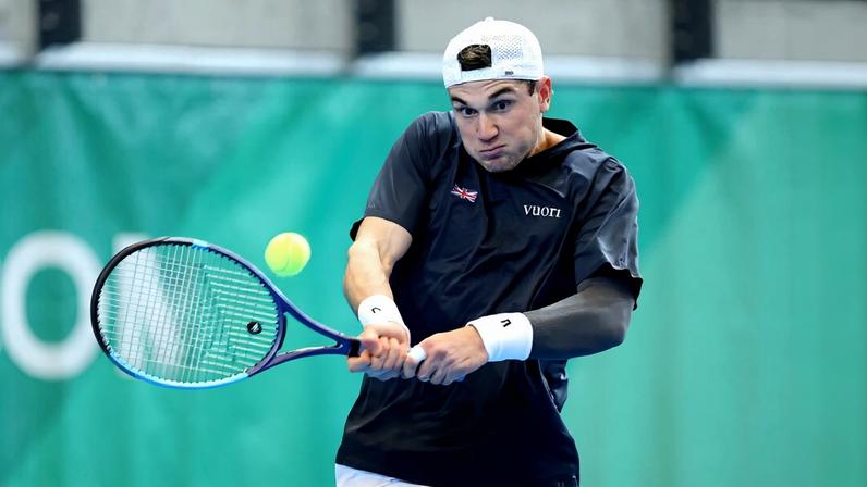 Draper relata exaustão extrema e dor debilitante