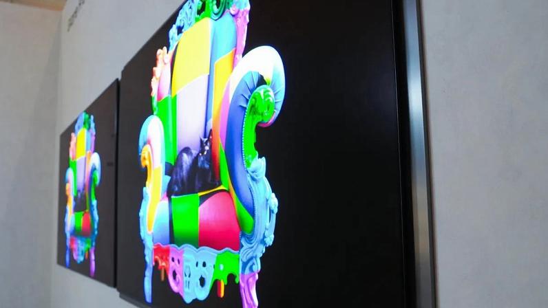 Samsung S95H OLED TV at CES