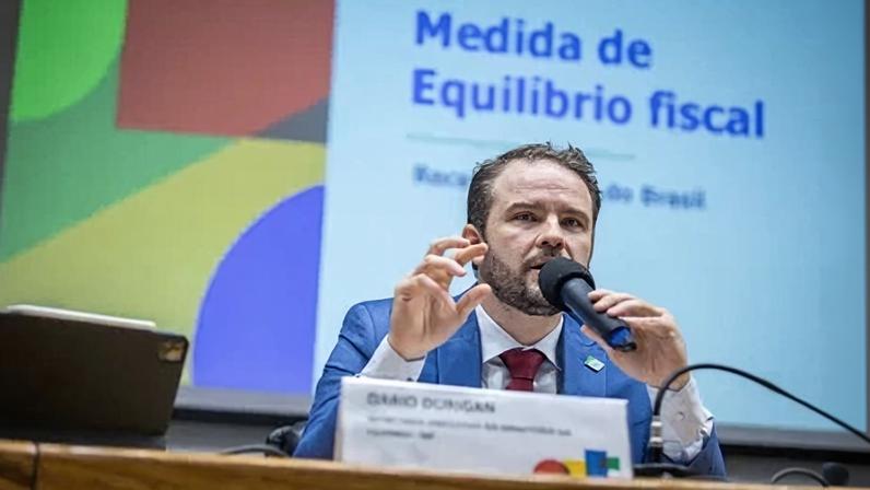 Dario Durigan assumiu o comando do Ministério da Fazenda em março de 2026