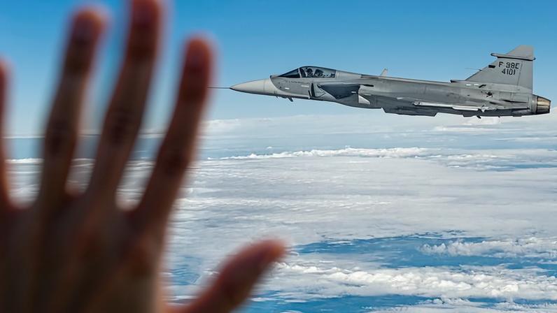 Lula acena para caça supersônico F-39E Gripen, fabricado no Brasil