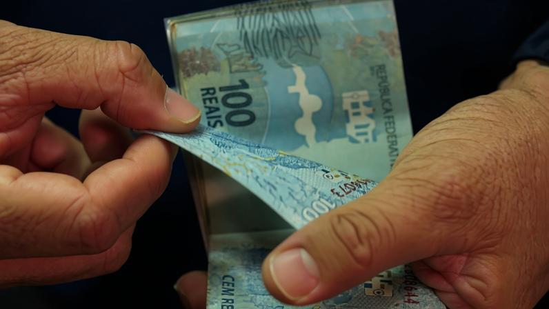 A projeção de superávit primário neste ano está em R$ 3,5 bilhões