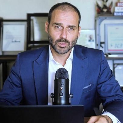 Eduardo e Nikolas selam paz após críticas públicas com afagos