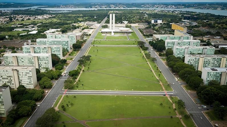 O impacto orçamentário está estimado em até R$ 5,3 bilhões em 2026