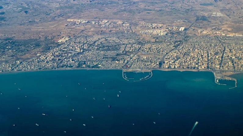 EUA admitem possibilidade de encerrar guerra sem reabrir Estreito de Ormuz