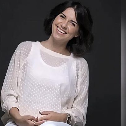 Muçulmana enfrenta decisão de fé e passa a seguir Cristo