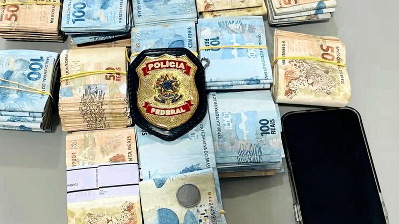 GIF HOME: PF apreendeu dinheiro em espécie, bolsas de luxo e carros em operação nesta terça — Foto: Divulgação