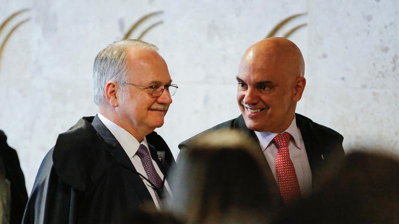 Na imagem, os ministros Edson Fachin (esq.) e Alexandre Moraes (dir.), do Supremo Tribunal Federal