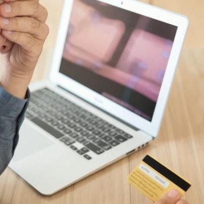Experiência de pagamento ruim faz 95% desistirem de compras online