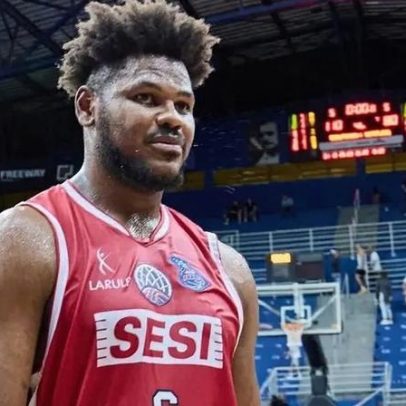 Felício elogia intensidade do Franca no NBB e compara com a NBA