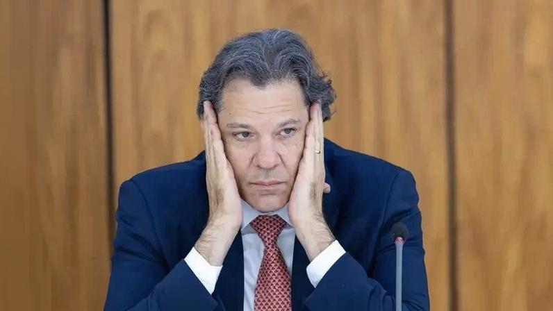 Alegando "missão cumprida", Haddad deixa como herança alta significativa da dívida pública (Foto: Fabio Rodrigues-Pozzebom/Agência Brasil)