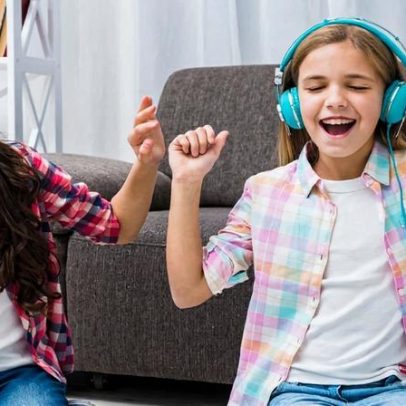 Pastor alerta pais sobre músicas anticristãs que influenciam filhos