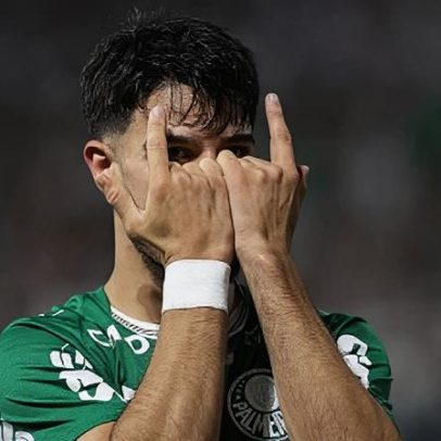 Flaco López afirma que não há disputa pela comemoração com Lingard