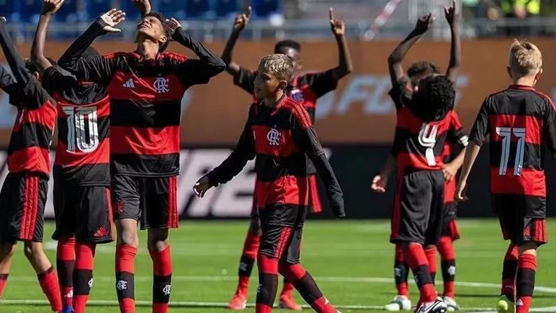 Flamengo fica vice-campeão do Mundial Sub-12 após derrota ao Real Betis