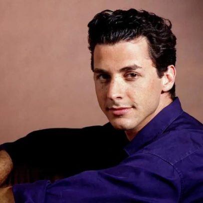 Ex-estrela de Will & Grace morre aos 60 após luta contra o câncer