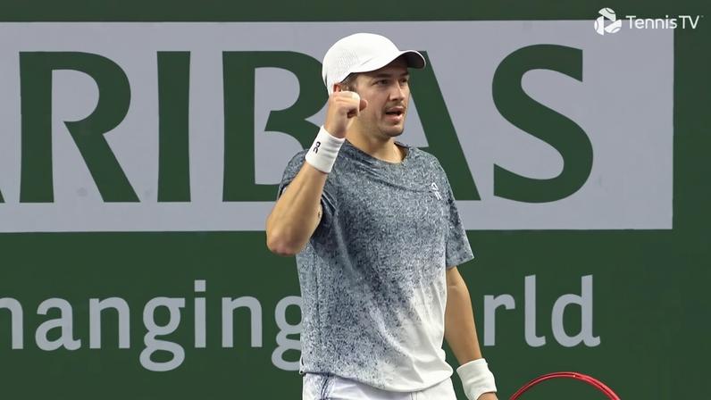 Fonseca vence estreia difícil e enfrenta Khachanov em Indian Wells