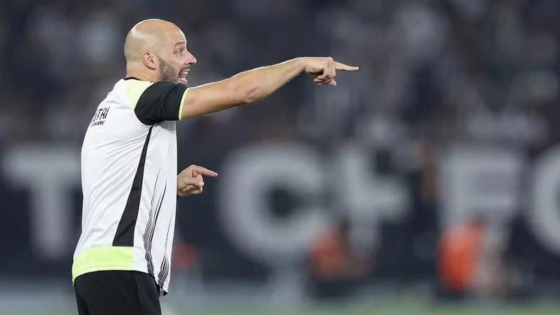 Franclim Carvalho em Botafogo x Corinthians, em 2024 — Foto: Vitor Silva/Botafogo