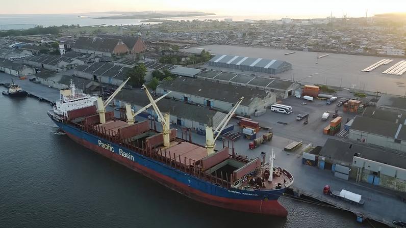 Balança comercial tem melhora no mês de fevereiro — Foto: Divulgação/Portos RS