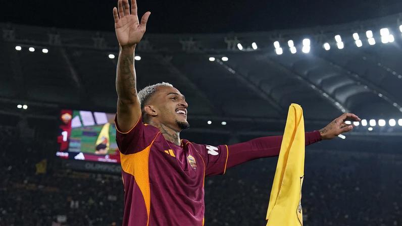Wesley vira figura multilateral em Roma e mira a Copa